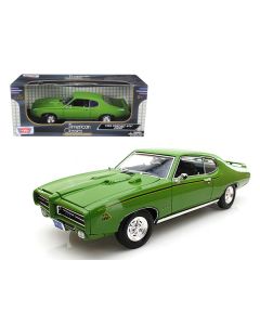 Motormax 1969 Pontiac GTO Judge - 1:18 Scale Diecast - Verdoro Green