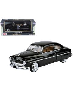 Motormax 1949 Mercury Black 1/24 Scale Diecast Car - Opening Hood & Doors