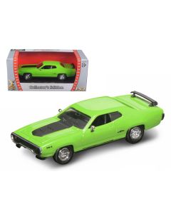 Road Signature 1971 Plymouth GTX 440 6 Pack - Green, 1/43 Scale Diecast Model Car