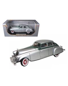 Signature Models 1933 Pierce Arrow Silver Diecast Model Car 1/18 Scale