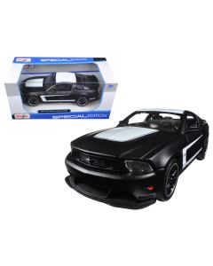 Maisto 2012 Ford Mustang Boss 302 Diecast Model - 1/24 Scale, Matt Black & White