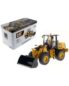 Diecast Masters CAT 910K Wheel Loader 1/32 Scale with Operator - High Line Series