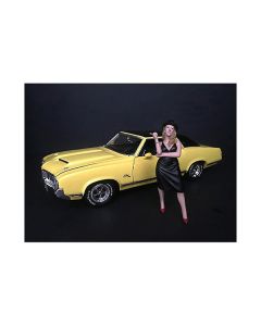 American Diorama 'Hanging Out II' Patricia Figurine - 4-Inch, 1/18 Scale