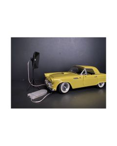 American Diorama 38439 Photographer Lighting Kit - Twin LED Lights for 1/24 Scale Models (3.5" High)