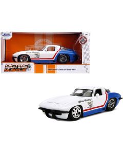 Jada 1963 Chevy Corvette Stingray "Chevy Racing" 1/24 Diecast Model - White & Blue w/ Red Stripe (MPN: 31666)