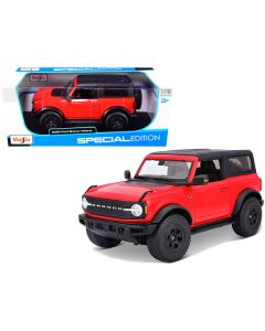 Maisto 2021 Ford Bronco Wildtrak (Red/Black Top) 1/18 Diecast Model - Special Edition