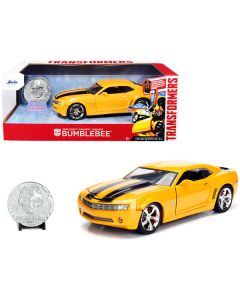 Jada 2006 Chevy Camaro Concept Bumblebee - Transformers Movie 1/24 Diecast Model Car with Coin