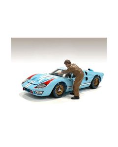 American Diorama 'Race Day 1' Figurine V - 1/24 Scale Model Pit Crew Member