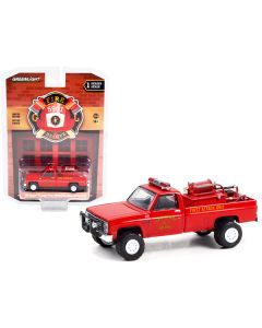 Greenlight 1986 Chevy C20 Custom Deluxe Fire Truck - Lawrenceburg Fire Dept. 1/64 Scale Diecast