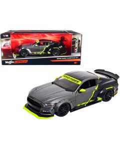 Maisto 2015 Ford Mustang GT 5.0 (Gray Metallic/Black) - 1/18 Scale Diecast Model