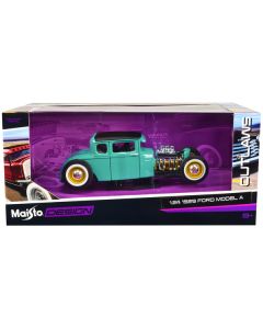 Maisto 1929 Ford Model A "Outlaws" - Green & Matte Black - 1/24 Scale Diecast