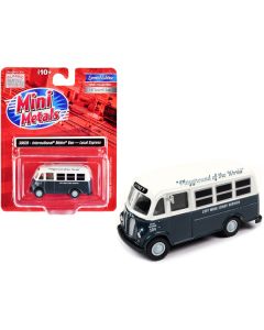 Classic Metal Works International Metro Van - Dark Blue & White "City Wide Jitney" - HO Scale (1/87)