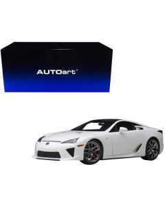 Autoart Lexus LFA 'Whitest White' with Carbon Top 1/18 Scale Model Car