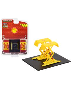 Greenlight Shell Oil Double Scissor Lift - 1/64 Scale Diecast - Yellow