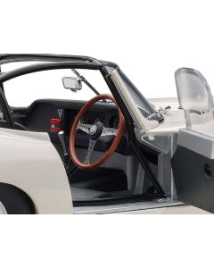 Autoart Jaguar Lightweight E-Type Roadster RHD White 1:18 Scale Model Car