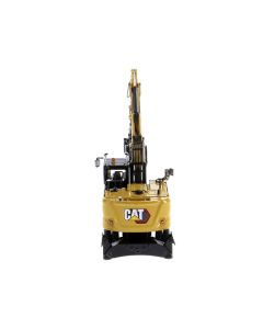 CAT Caterpillar M318 Wheeled Excavator - 1/50 Scale Diecast Model with Operator
