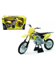 New Ray 2014 Suzuki RM-Z450 1/6 Scale Motorcycle Model - Yellow, 12.5 Inches Long