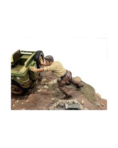 American Diorama 4x4 Mechanic Figure 5 - 1/18 Scale - Hand Painted Poly-Resin - 3.5 Inches Tall