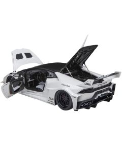 Autoart Lamborghini Huracan GT LB-Silhouette Works White/Black 1/18 Scale Model Car