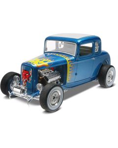 Revell 1932 Ford 5-Window Coupe 2-in-1 Model Kit - 1/25 Scale (Model 85-4228)