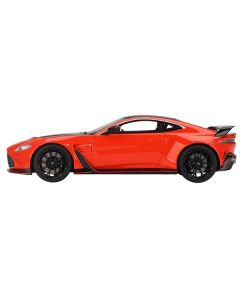Top Speed Aston Martin V12 Vantage RHD - Scorpus Red/Black - 1/18 Scale Resin Model