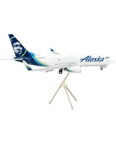 GeminiJets Alaska Air Cargo 737-700BDSF (Flaps Down) 1/200 Scale Diecast Model