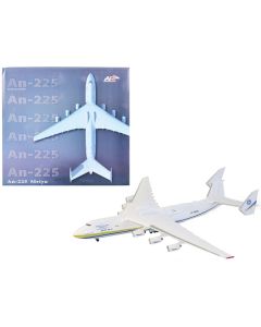 Air Force 1 Antonov An-225 Mriya "Ukraine" 1/400 Diecast Model (8" Length, 8.5" Wingspan)