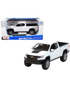 Maisto 2017 Chevy Colorado ZR2 Pickup Truck - 1/27 Scale White Diecast Model