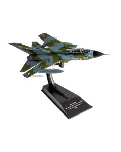 Hachette Collections Panavia Tornado IDS 1/100 Diecast Model - Italian Air Force 'Le Linci' Livery
